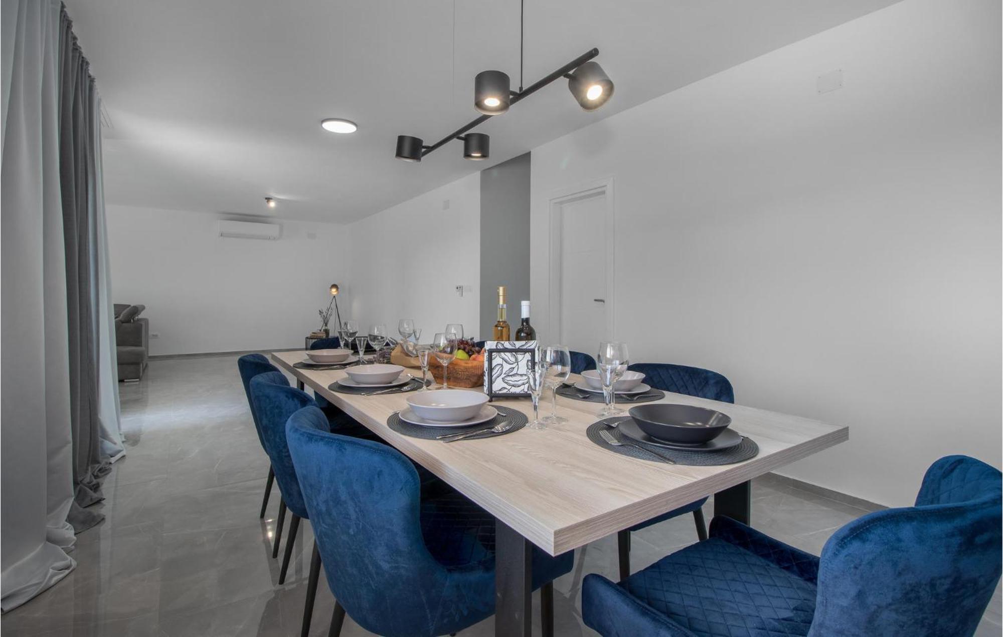 Pet Friendly Home In Smrika With Kitchen Екстер'єр фото